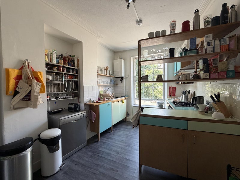 Room Newington Green Road in Greater London