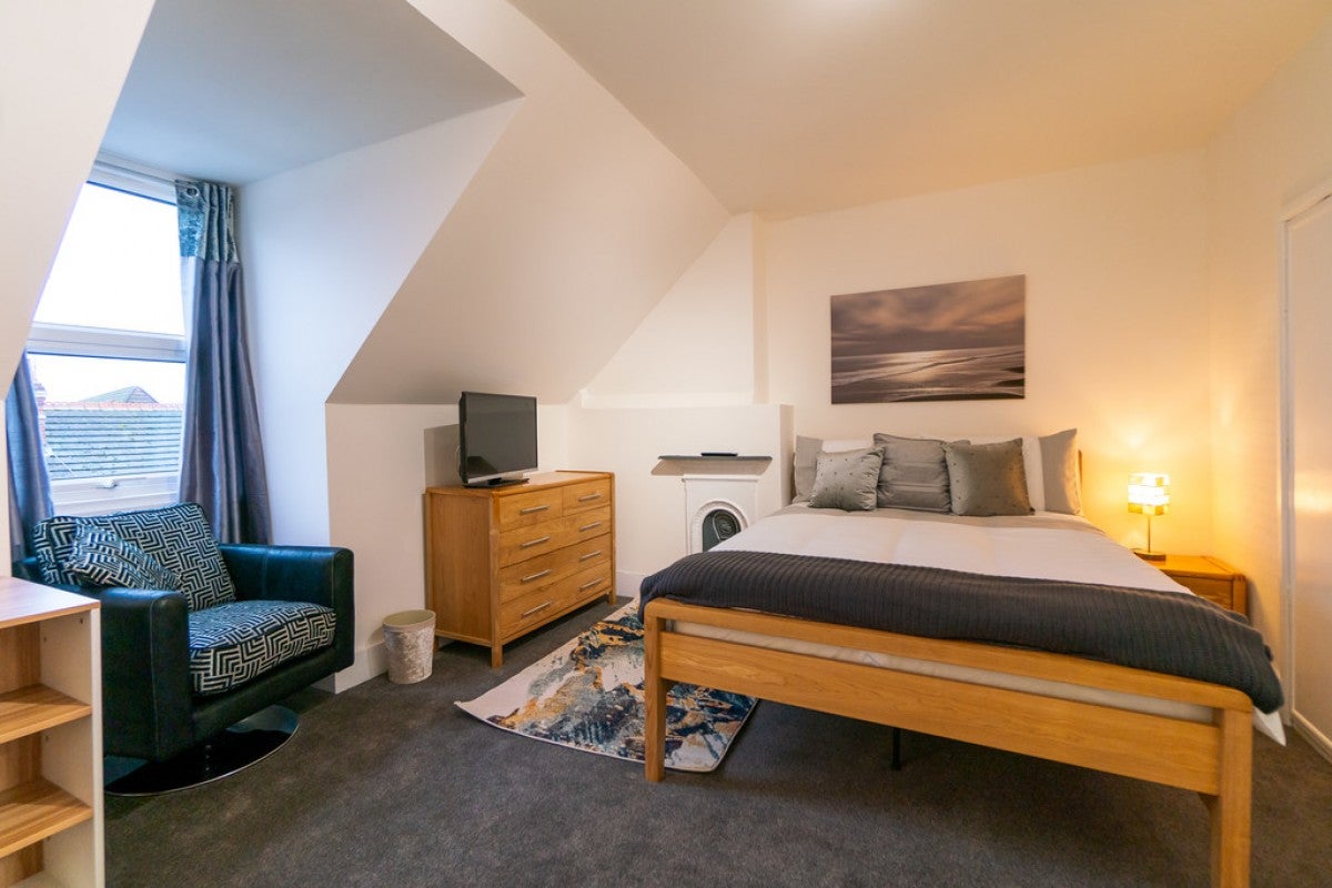 Room Brocksett Close in Reading