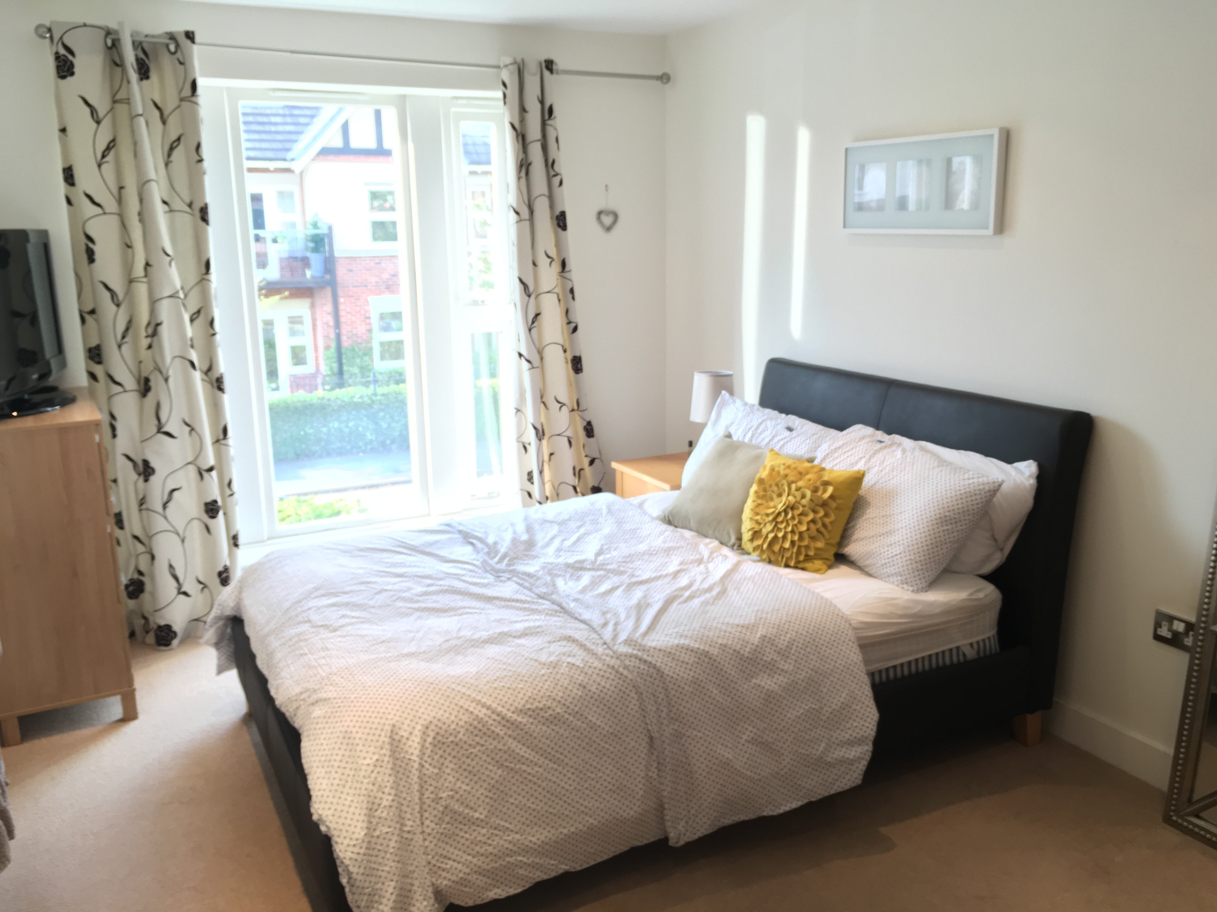 Flat Hazel Road in Cheadle Hulme