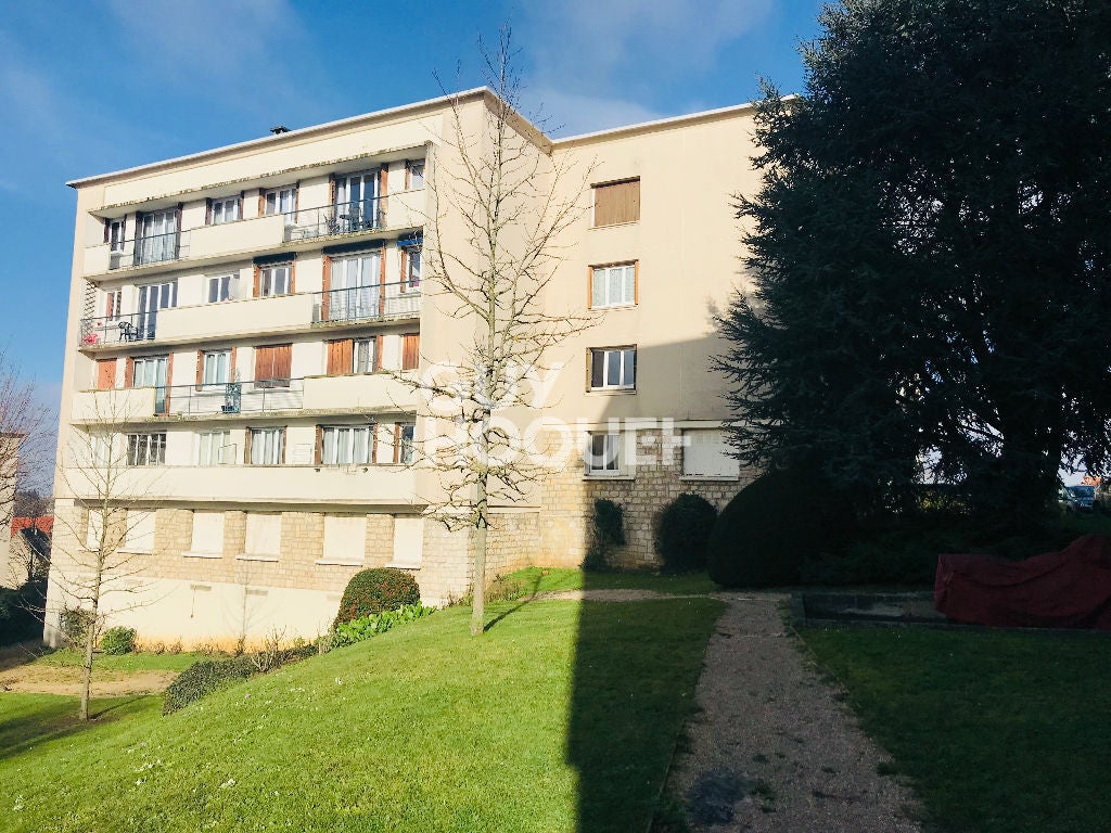 Flat Impasse Sans Souci in Clamart