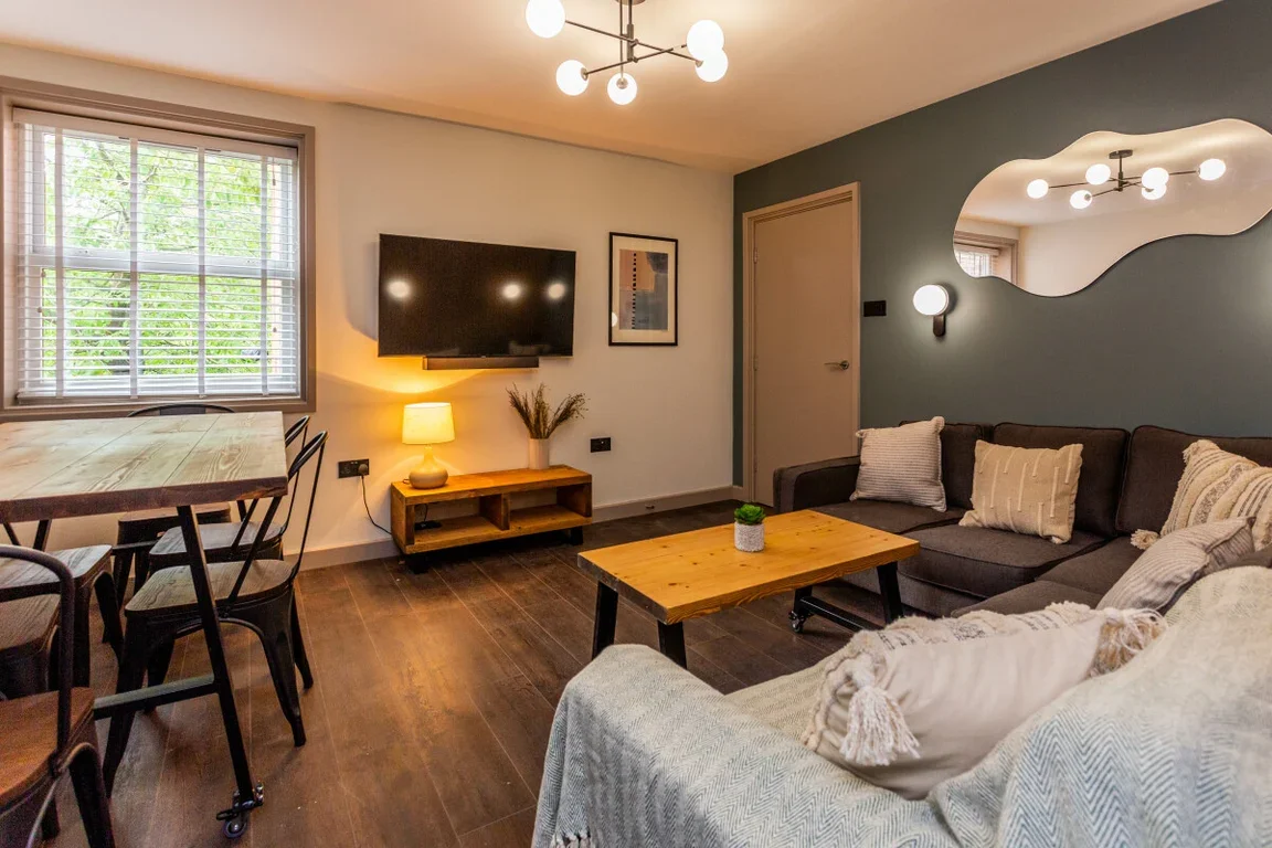 Flat Brass Thill in Durham
