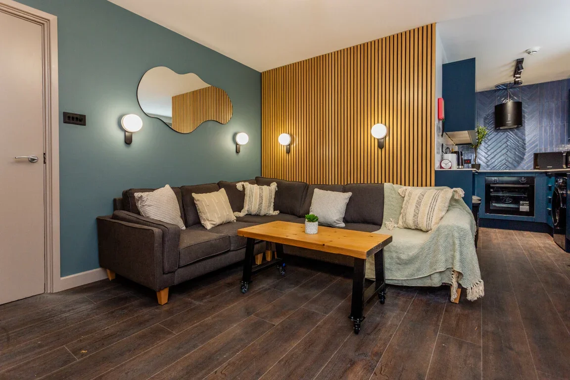 Flat Brass Thill in Durham