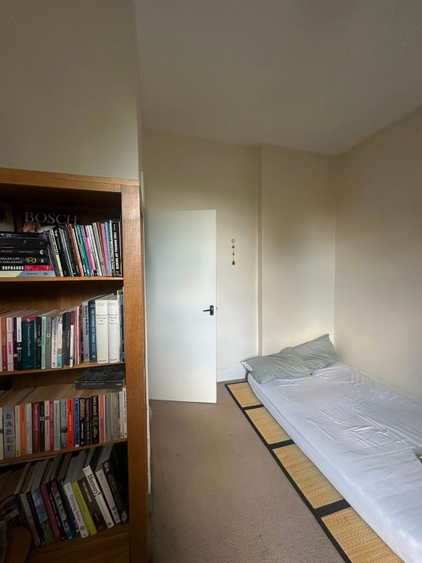 Room Musgrove Road in Greater London