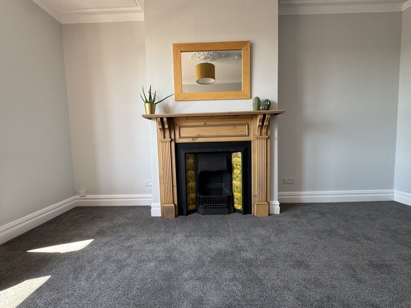 Flat Hesketh Place in Leeds