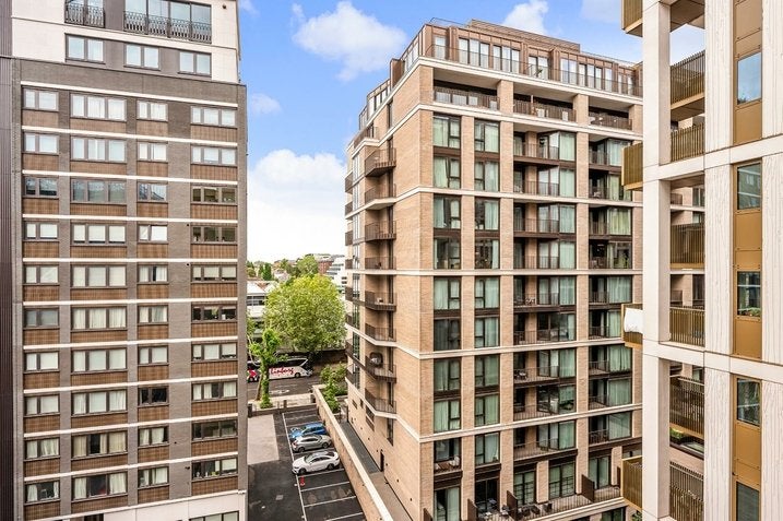 Flat Lodge Road in City of Westminster