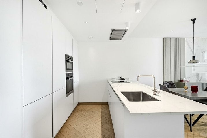 Flat Lodge Road in City of Westminster