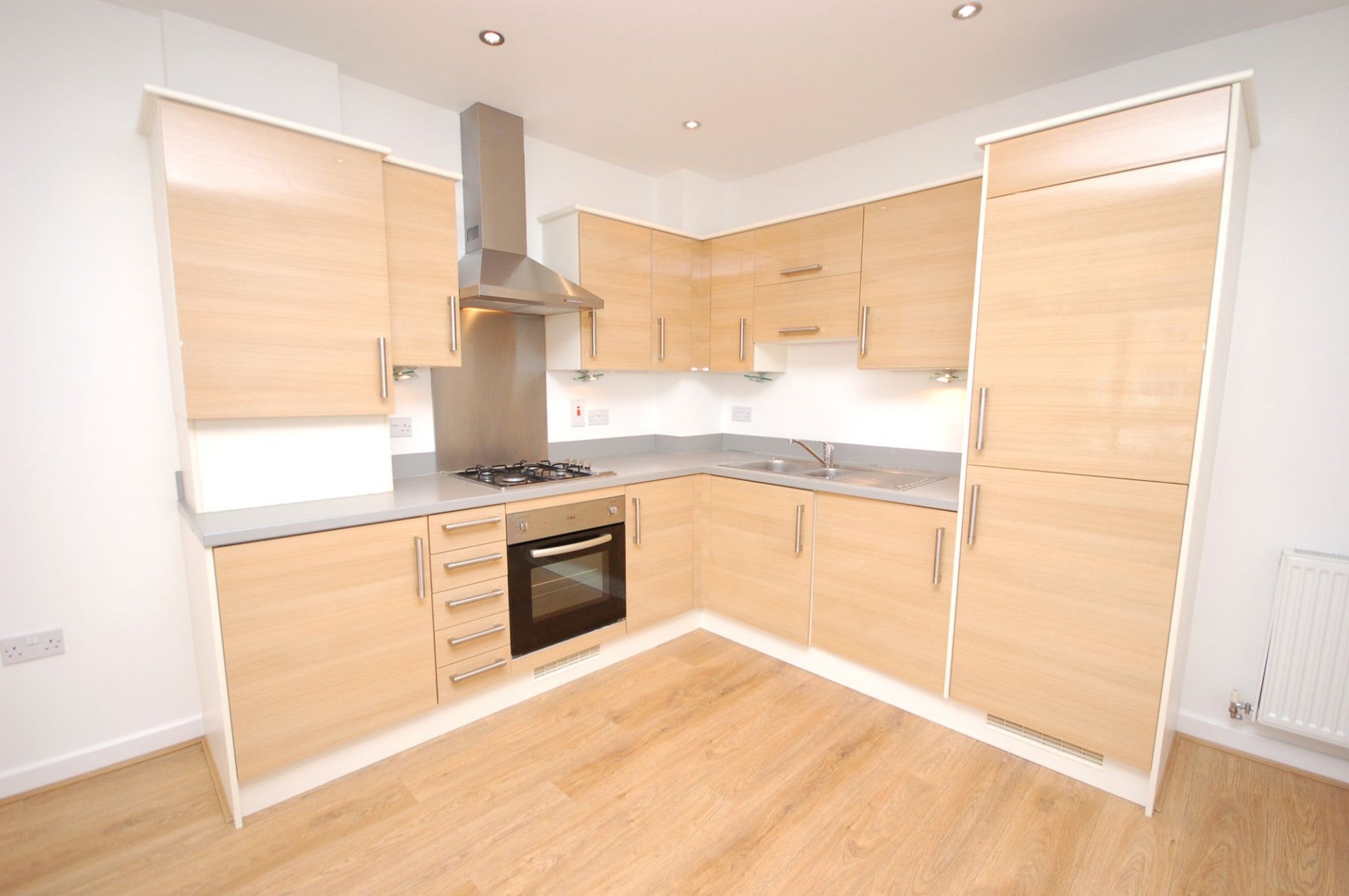Flat Tolpits Lane in Watford