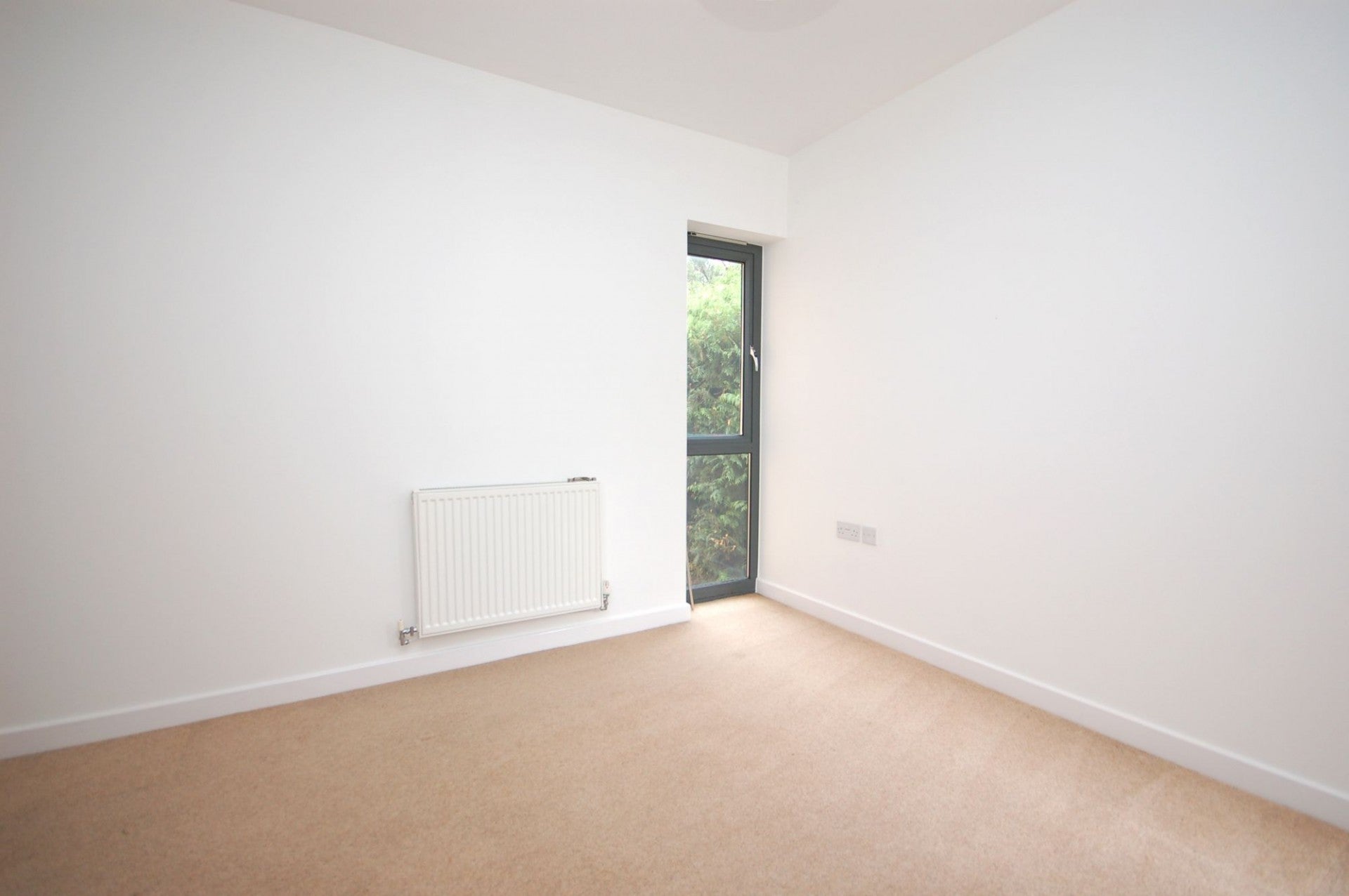 Flat Tolpits Lane in Watford