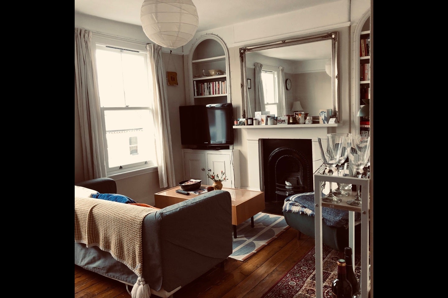 Flat Raeburn Street in Greater London