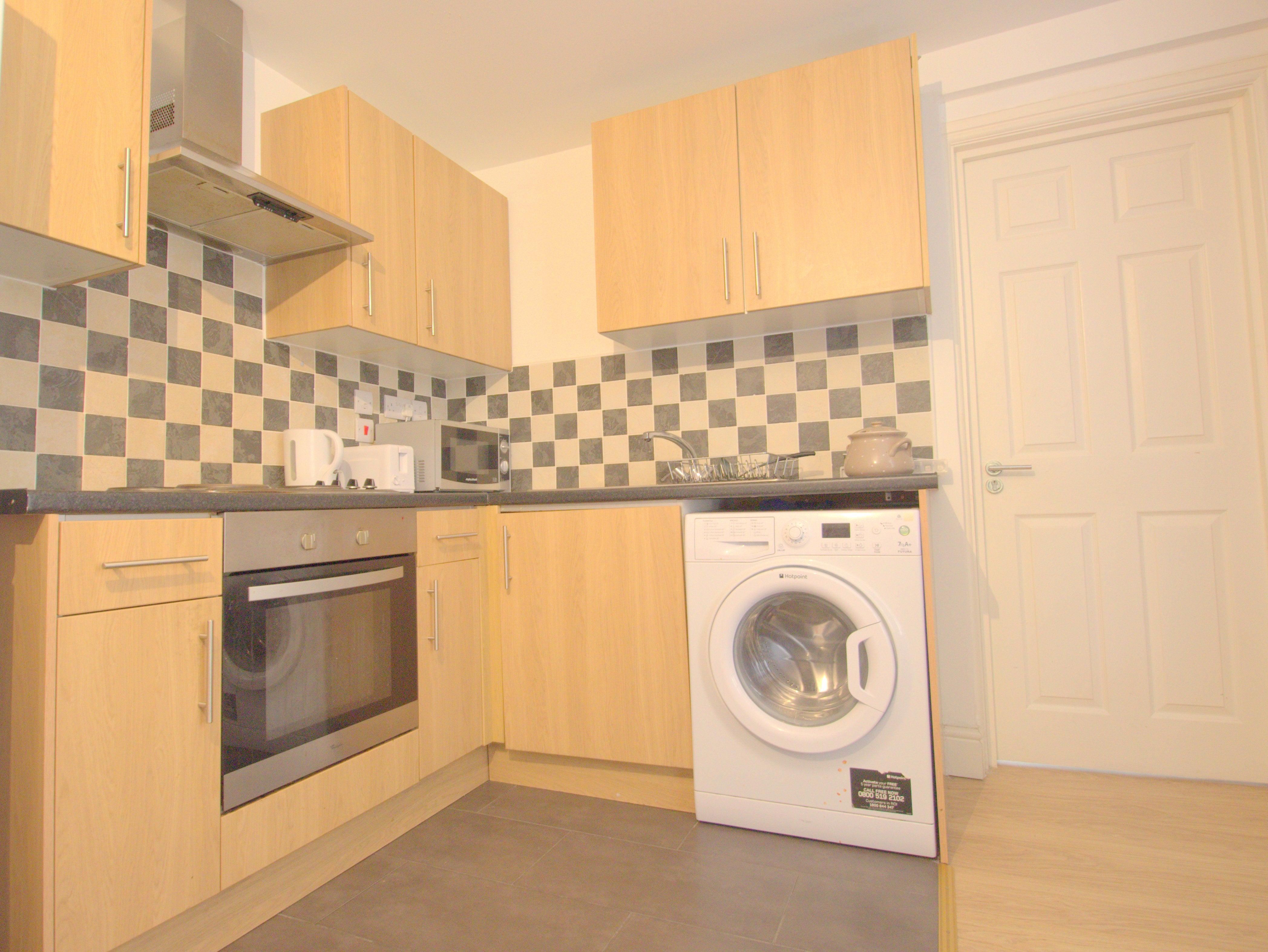 Room Goldington Road in Bedford