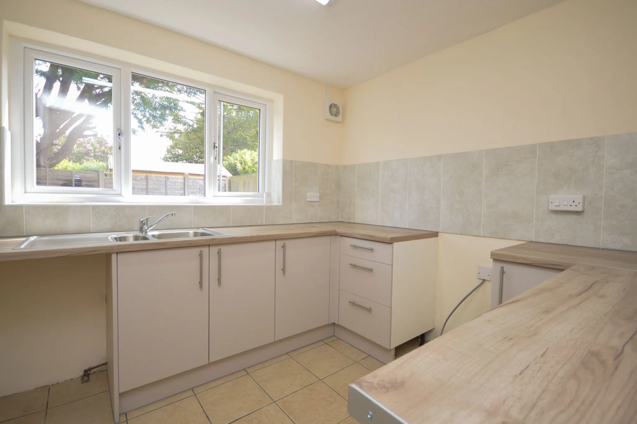 Flat Lovell Gardens in Breckland District