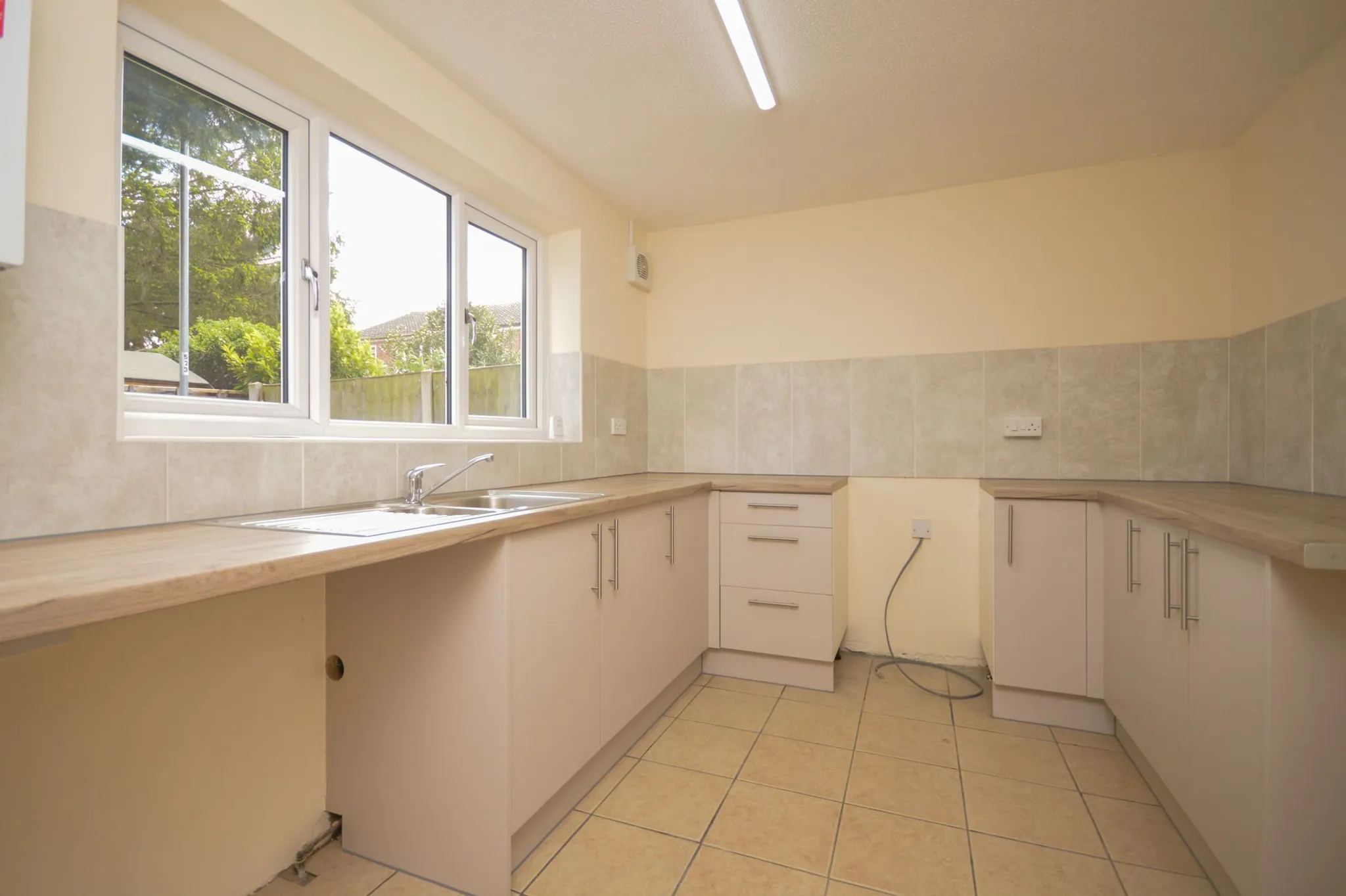 Flat Lovell Gardens in Breckland District