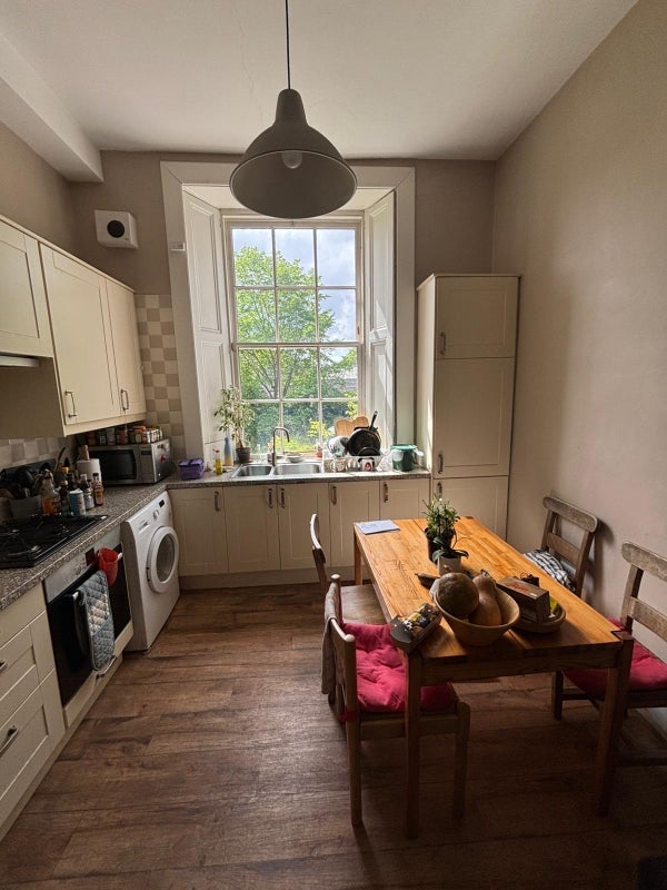 Flat South Clerk Street in City of Edinburgh