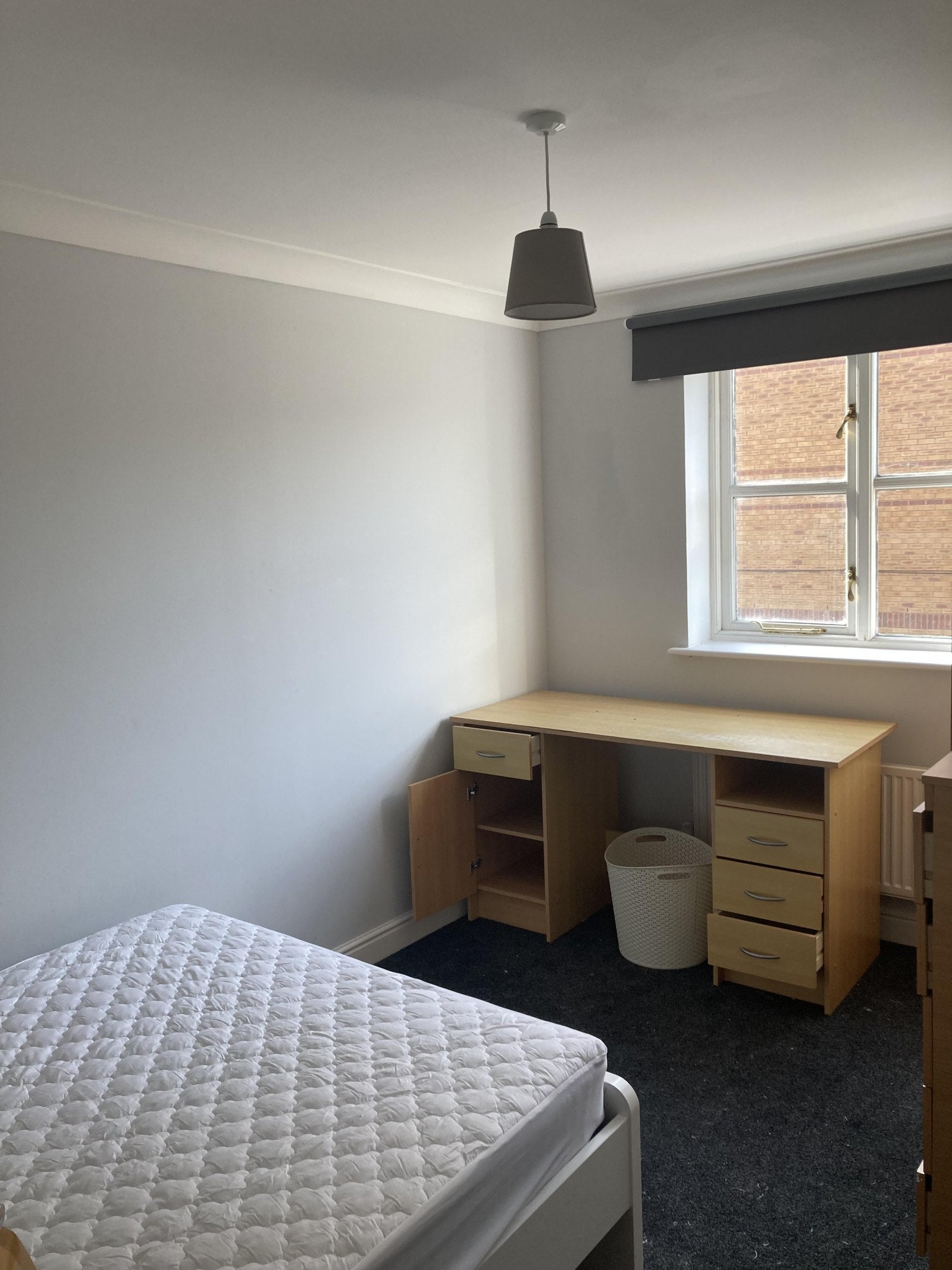 Flat Aspen Grove in Rushmoor