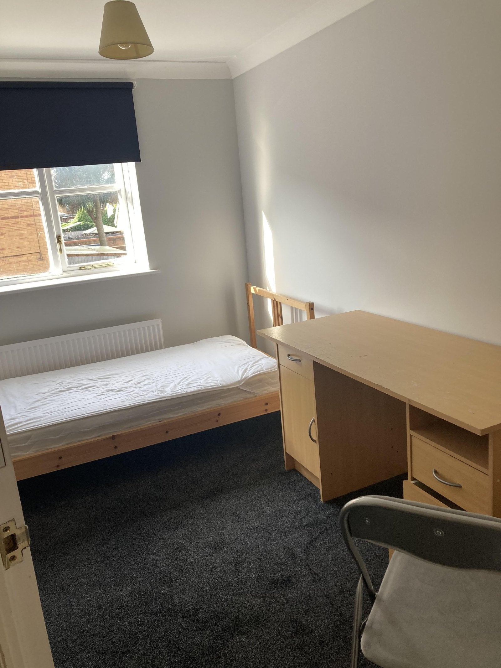 Flat Aspen Grove in Rushmoor