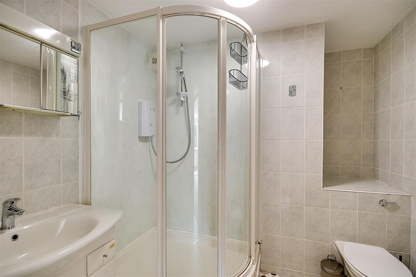 Flat Grand Avenue in Worthing