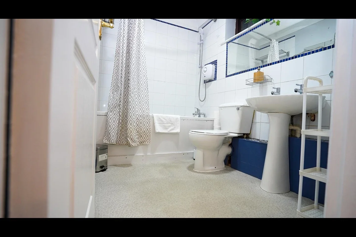 Flat Troutbeck Close in Slough