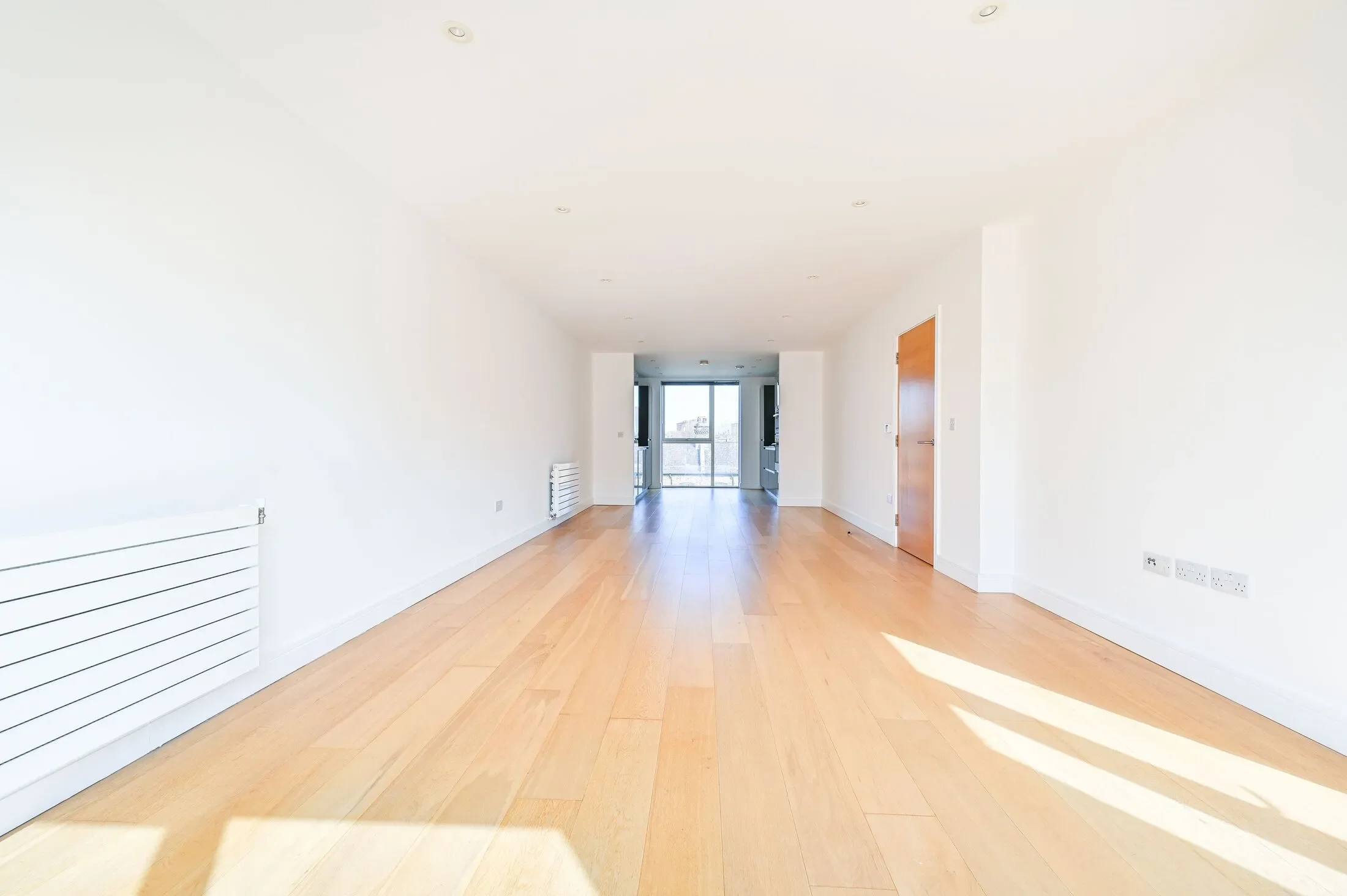 Flat Gideon Road in Greater London