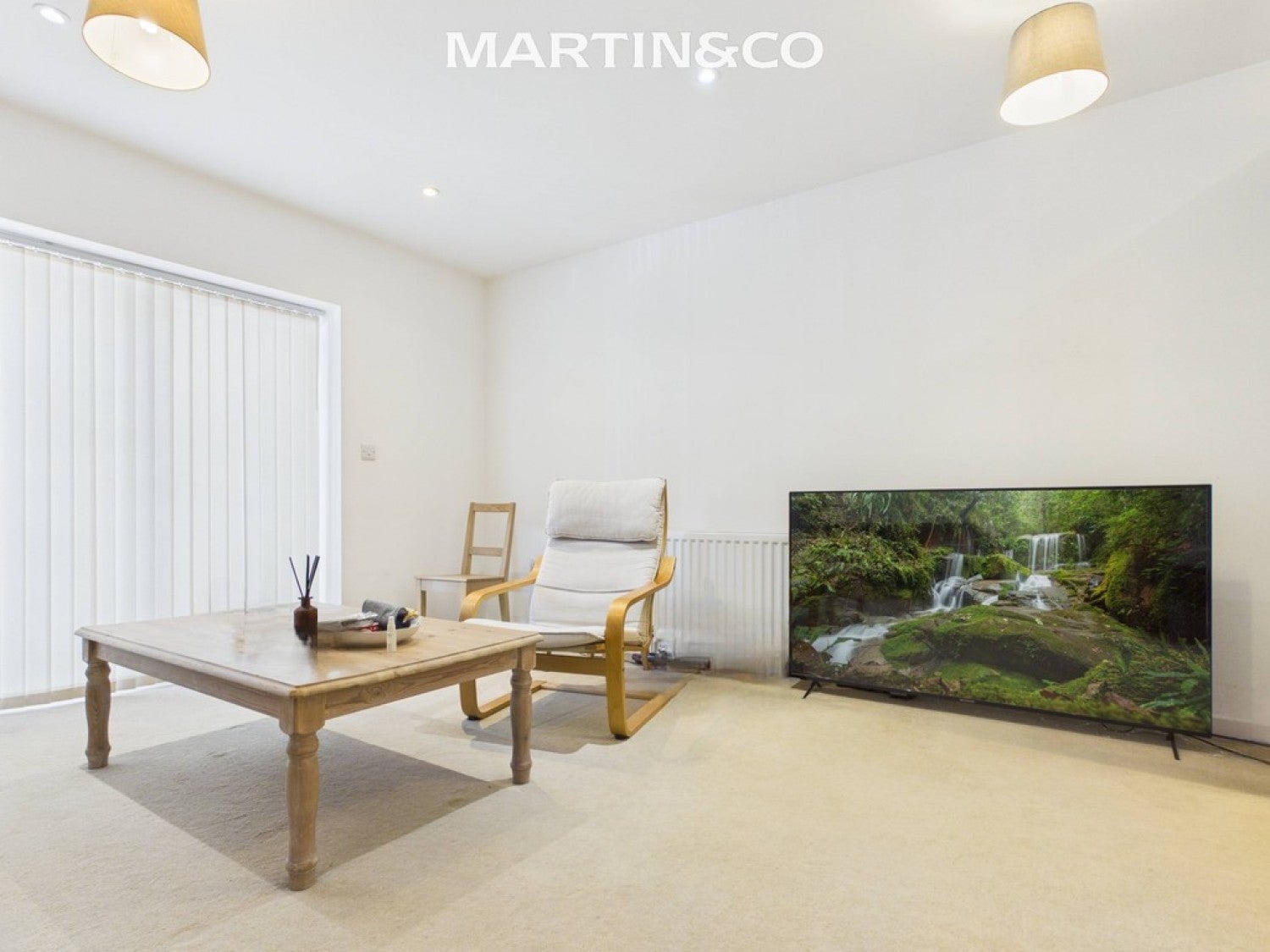 Flat Leacroft in Borough of Spelthorne