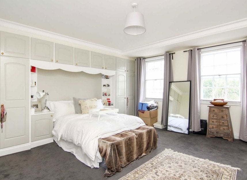 Flat Chepstow Road in City of Westminster