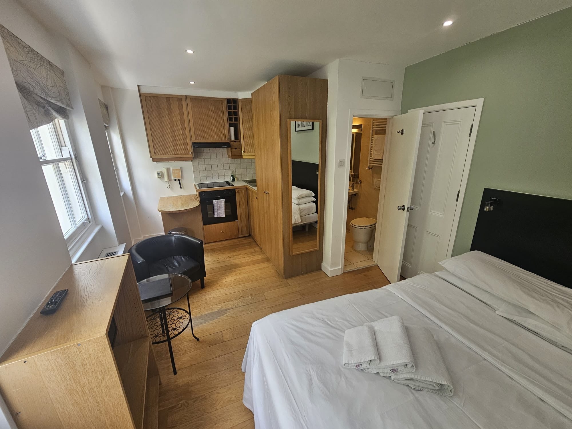 Room Cartwright Gardens in Greater London