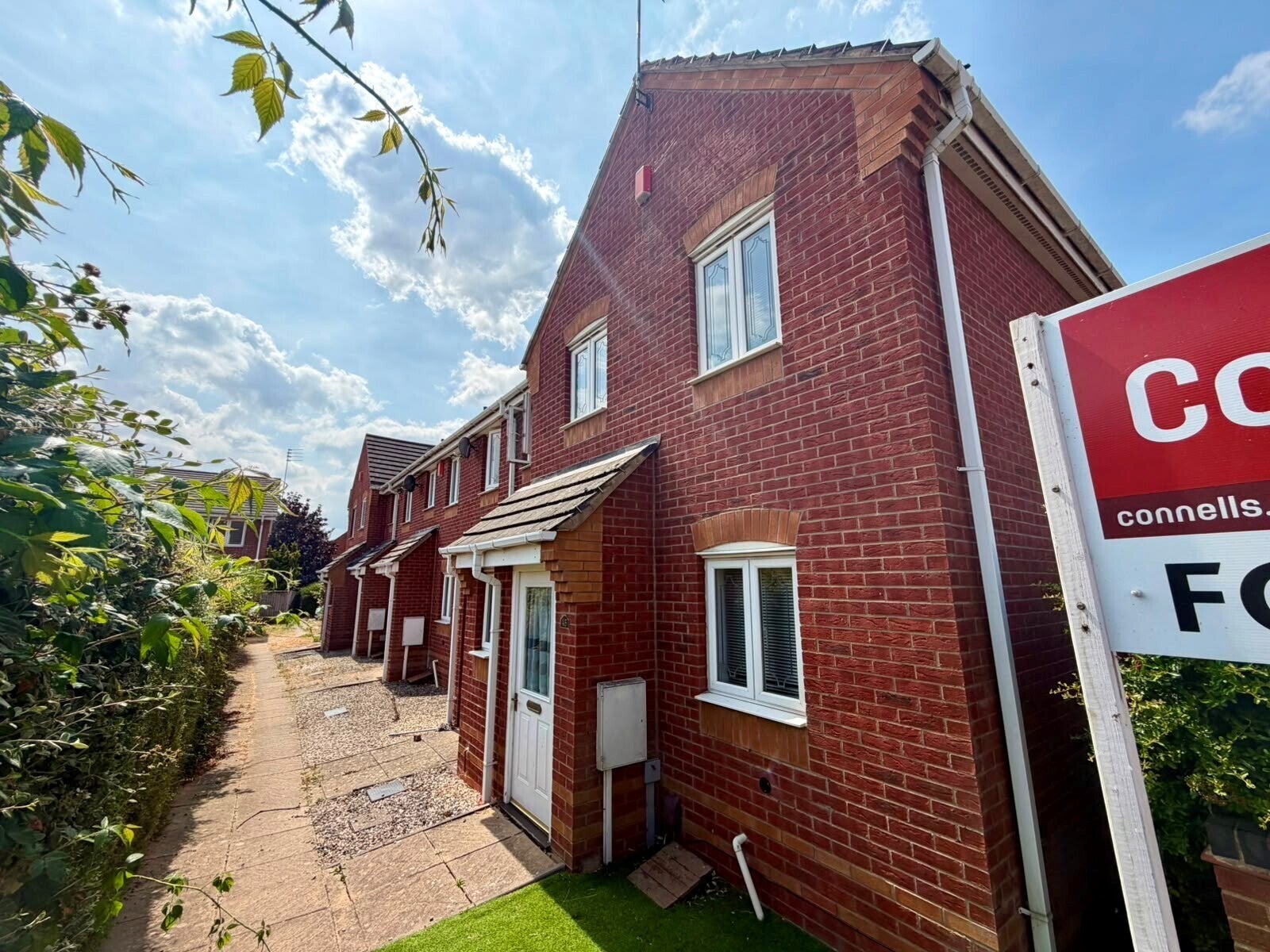 House Desdemona Avenue in Warwick