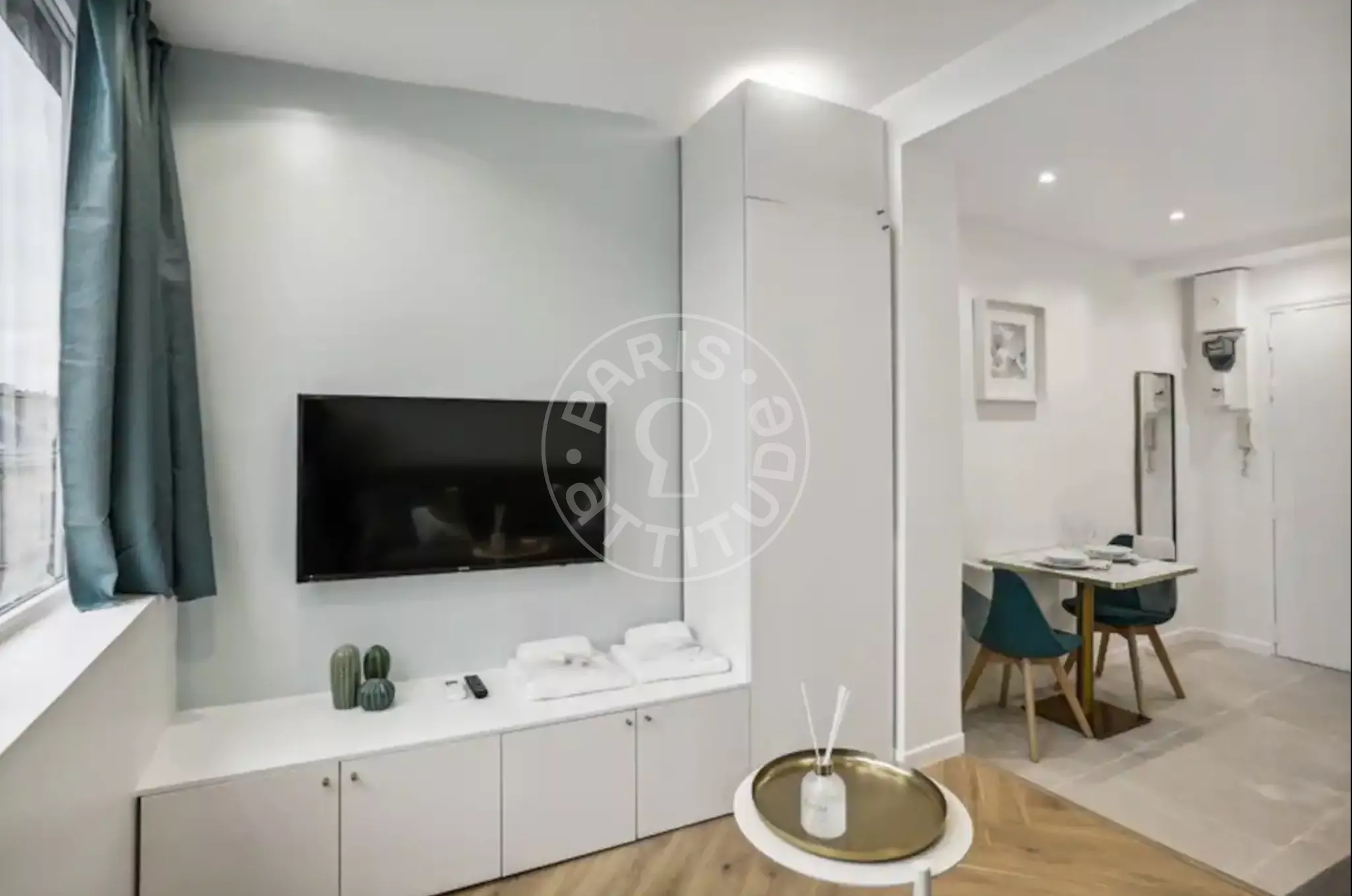 Flat Rue Blanche in Paris