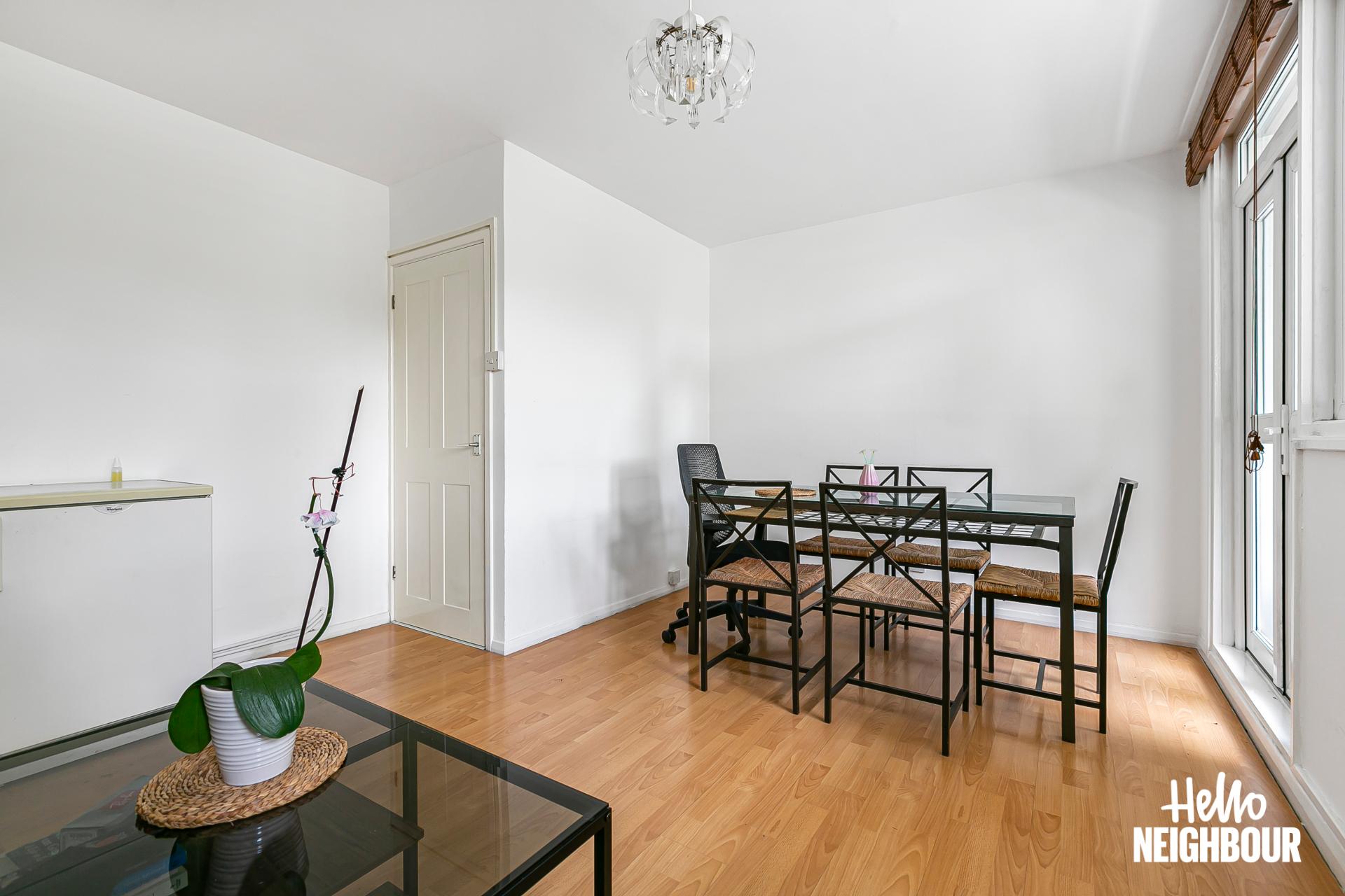Flat Pardoner Street in Greater London