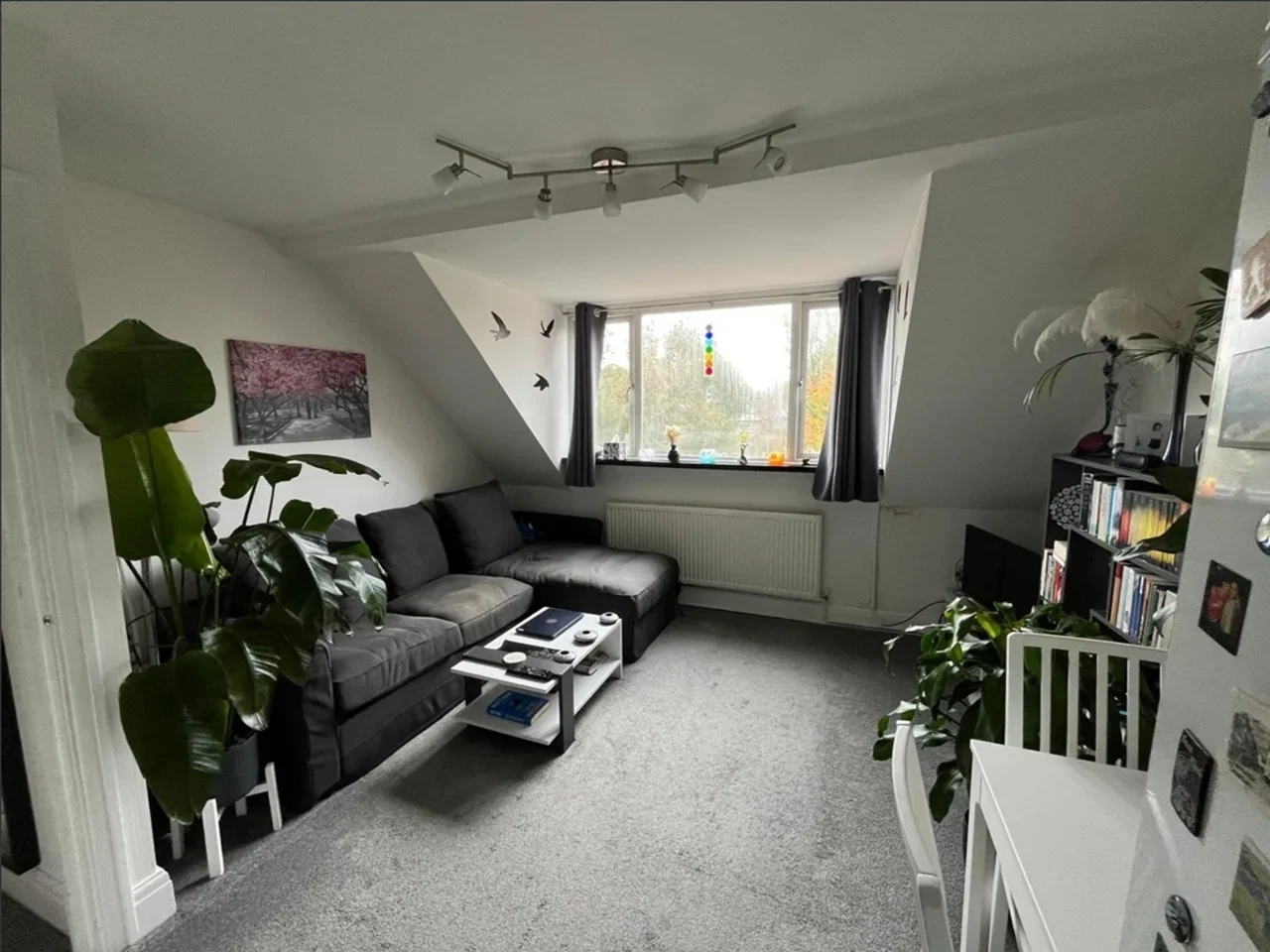 Flat Wentworth Road in Greater London