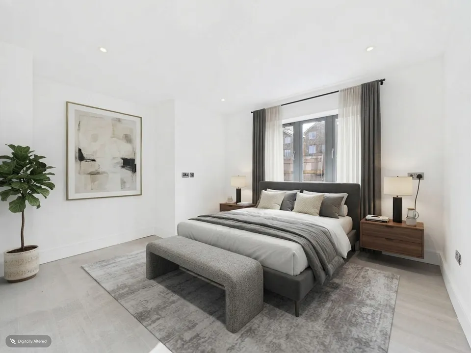 Flat Kingsmead Road in Flackwell Heath