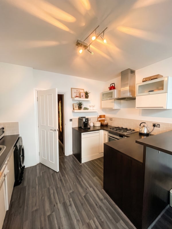 Room Bedford Hill in Greater London