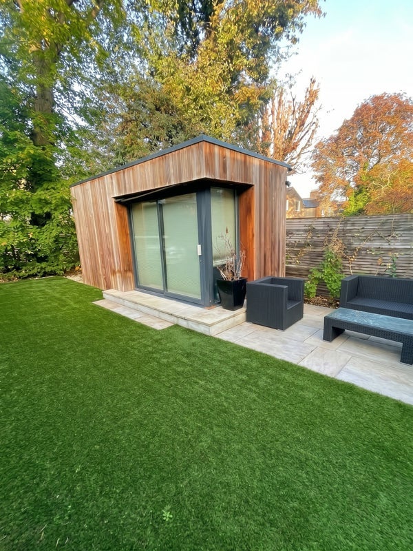Room Bedford Hill in Greater London
