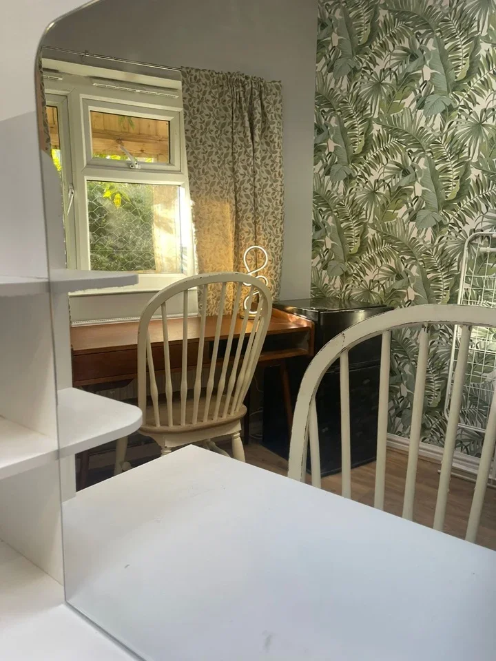 Room Agar Grove in Greater London