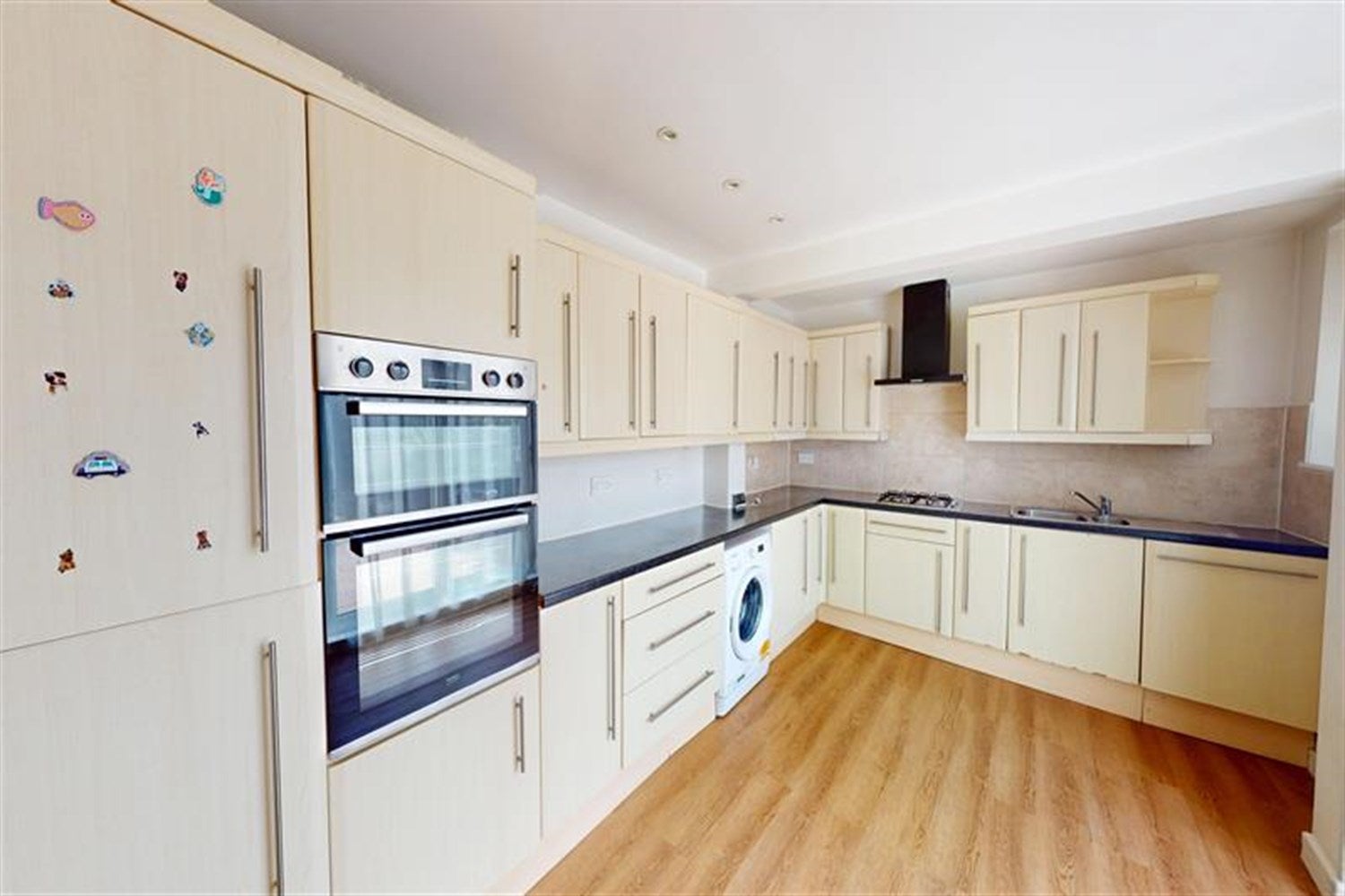 Flat Southwold Drive in Greater London