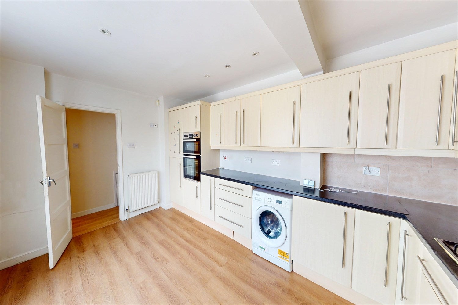 Flat Southwold Drive in Greater London