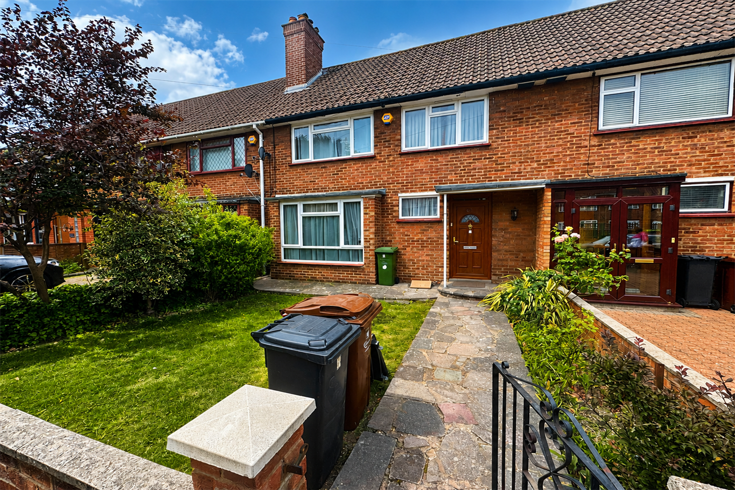 Flat Southwold Drive in Greater London