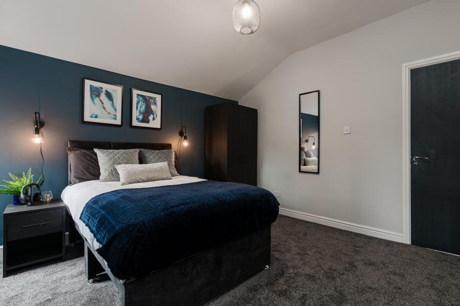 Room Wilson Patten Street in Warrington