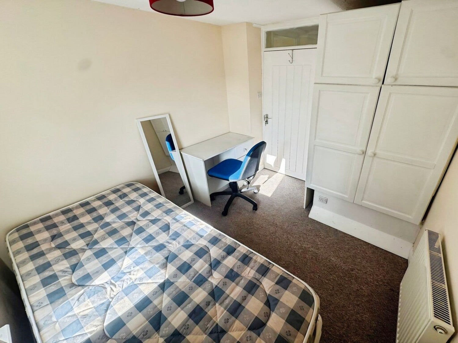 House Brockenhurst Close in Canterbury