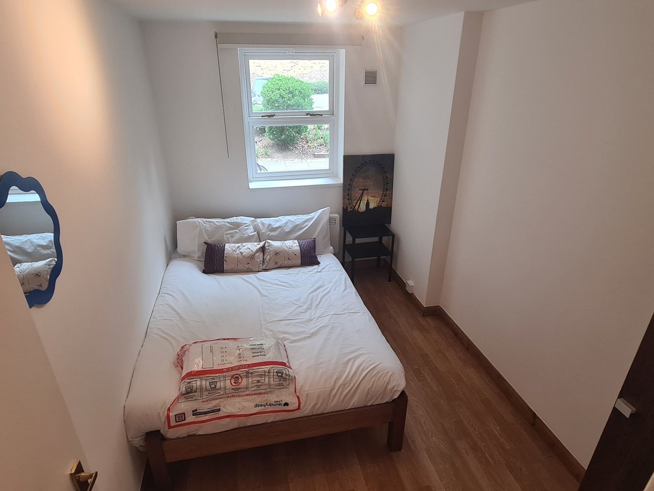 Room Kenninghall Road in Greater London