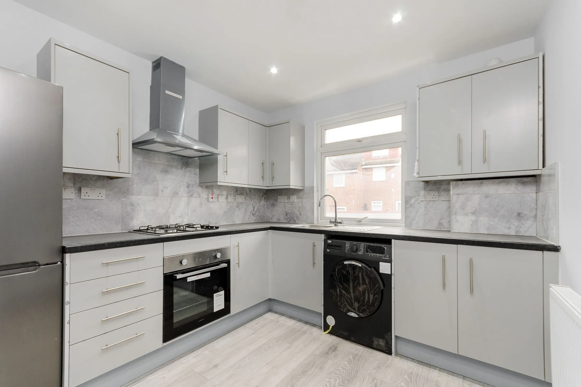 Flat Constance Road in Greater London