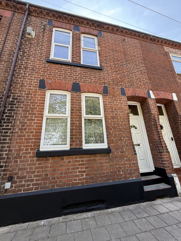 Room Church Street in Runcorn