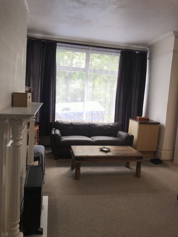 Room South Norwood Hill in Greater London