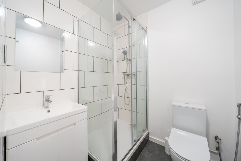 Flat Brecknock Road in Greater London