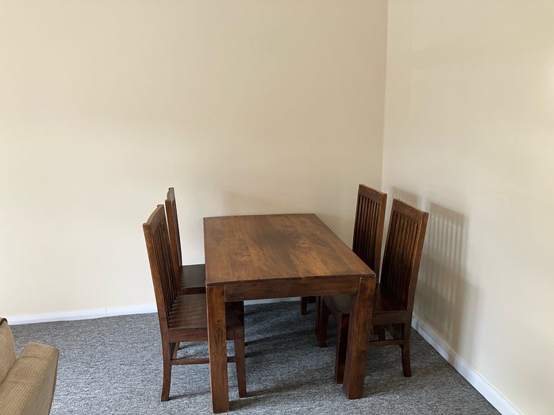 Room Doncaster Road in Barnsley