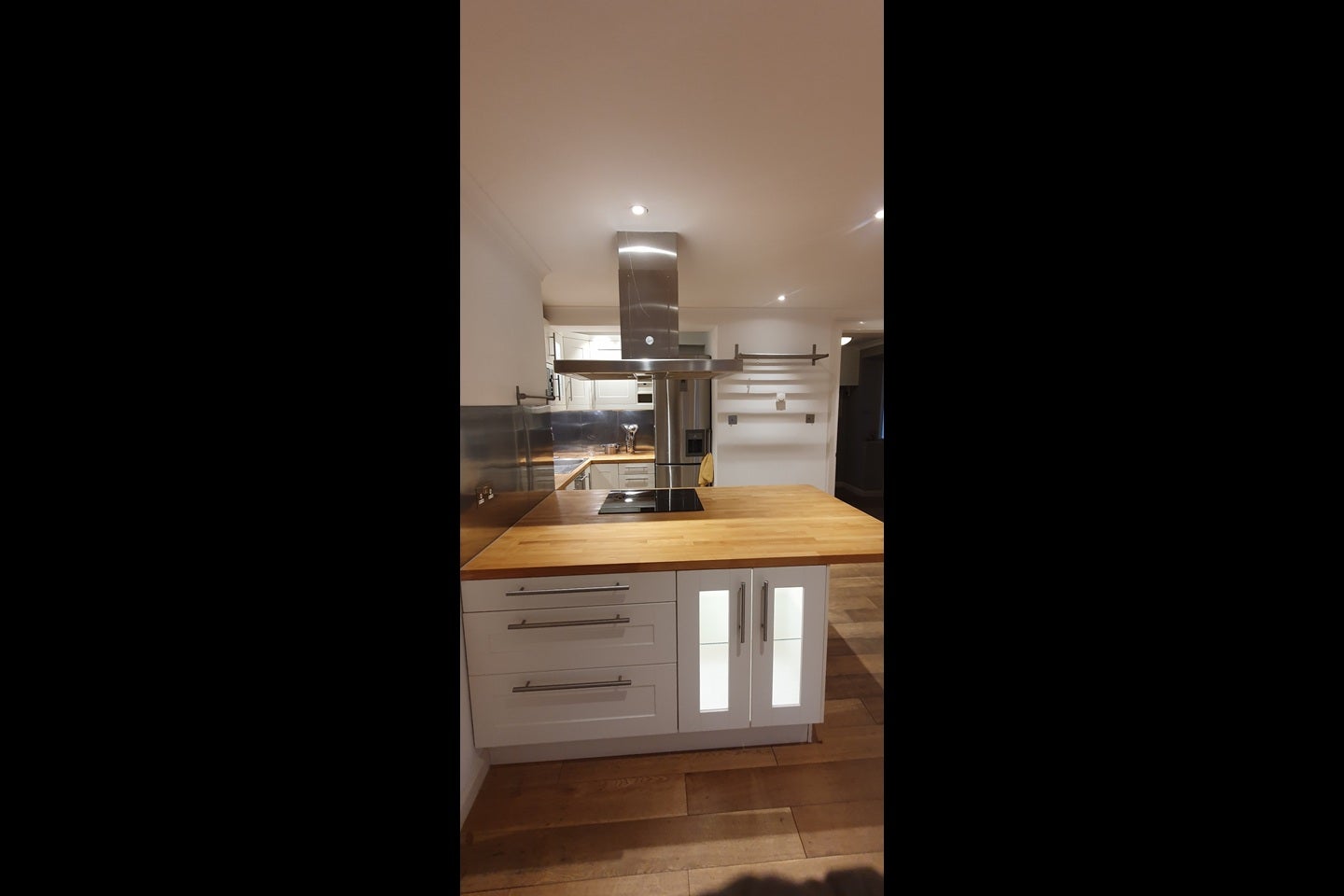 Flat Frognal Lane in Greater London