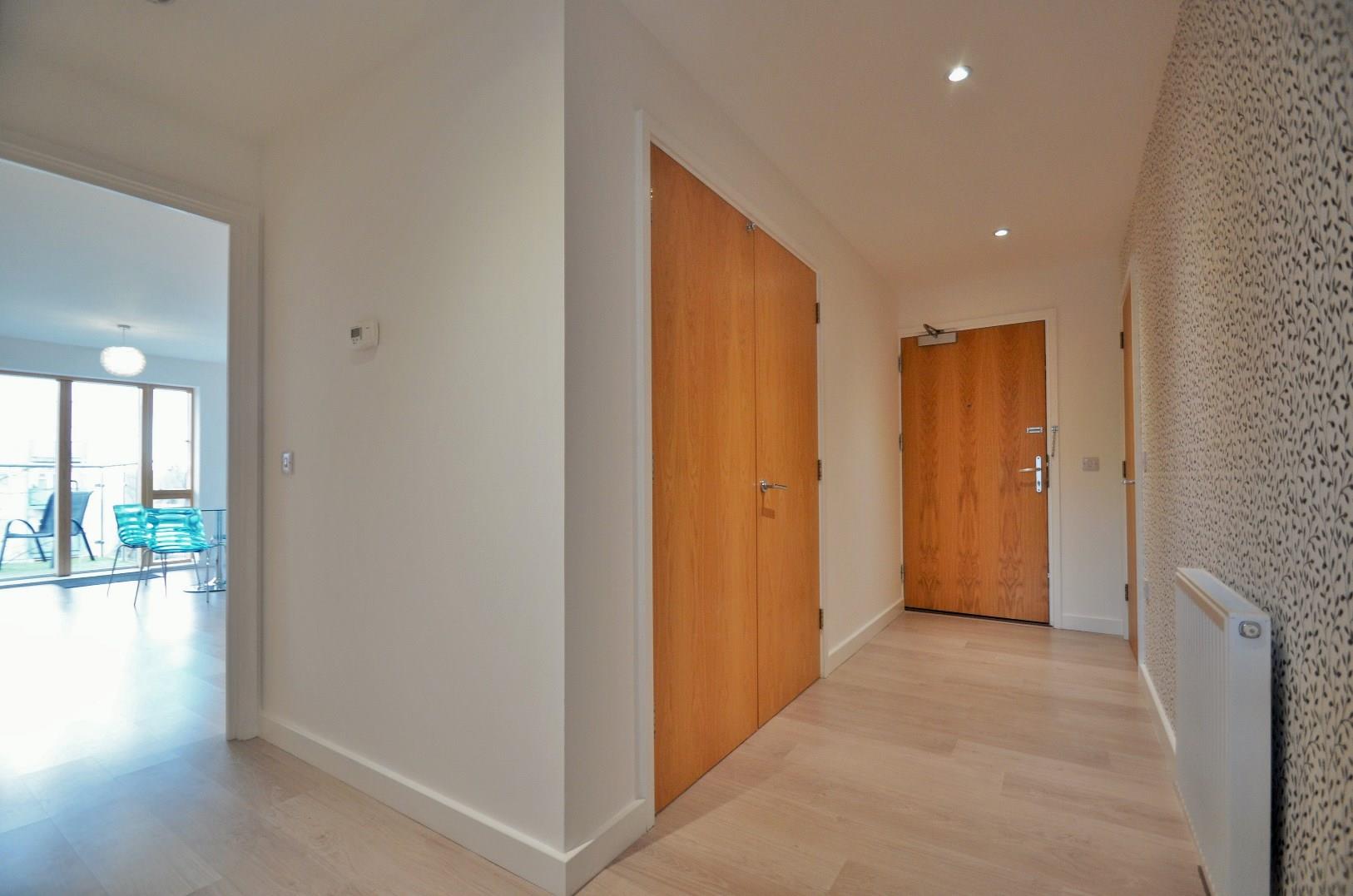Flat Trout Road in Greater London
