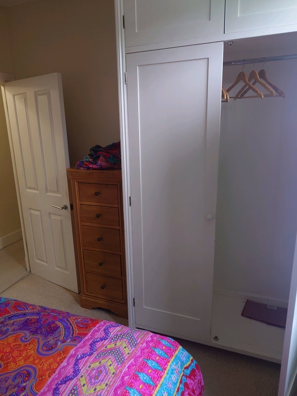 Room Kenley Road in Greater London