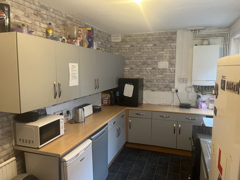 Room Plungington Road in Preston