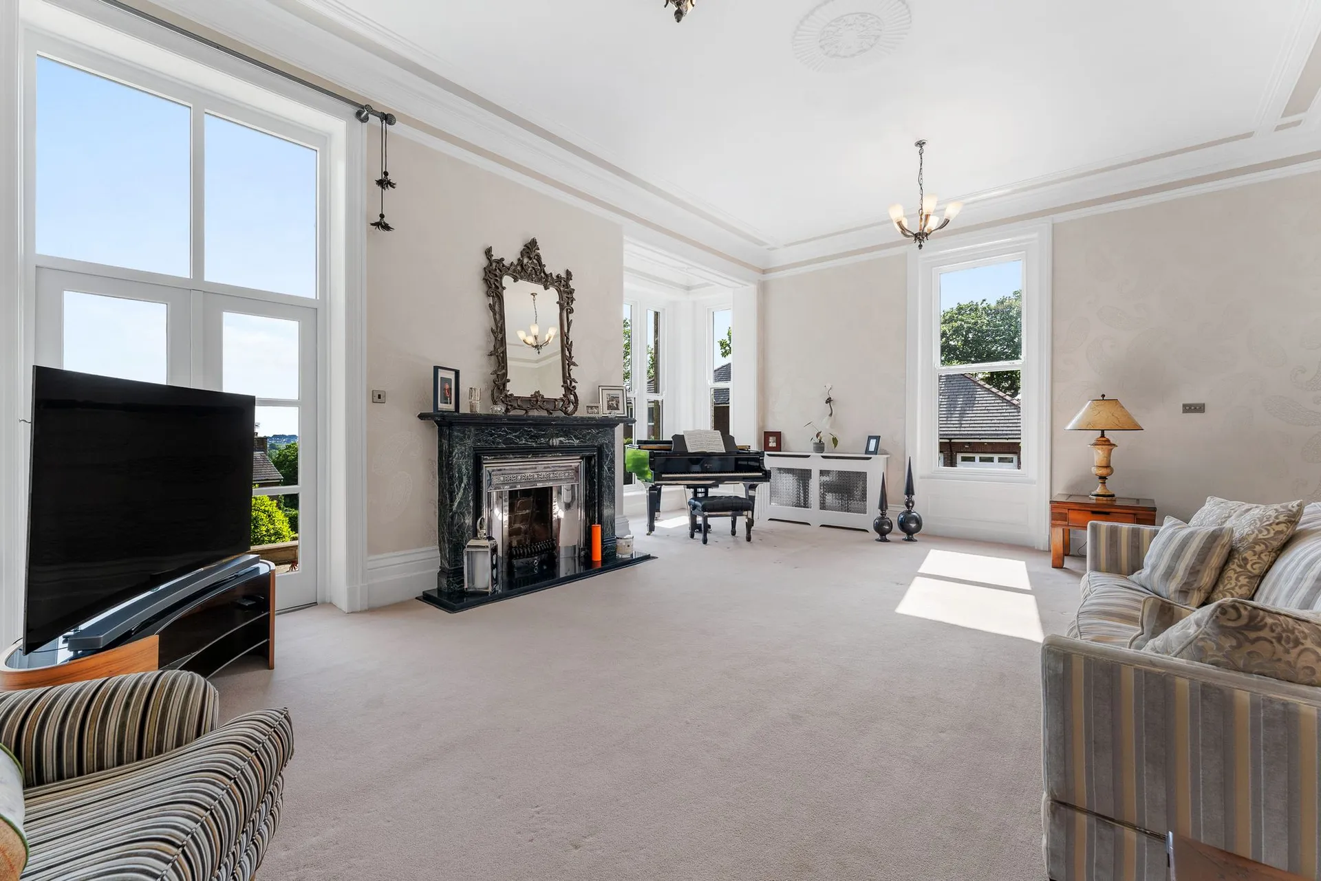 House Lamphey Close in Bolton
