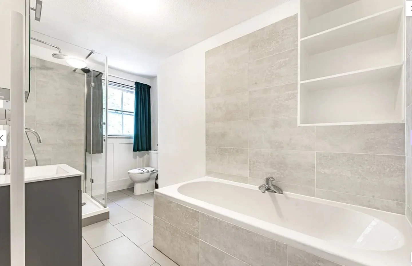 House Cassland Road in Greater London